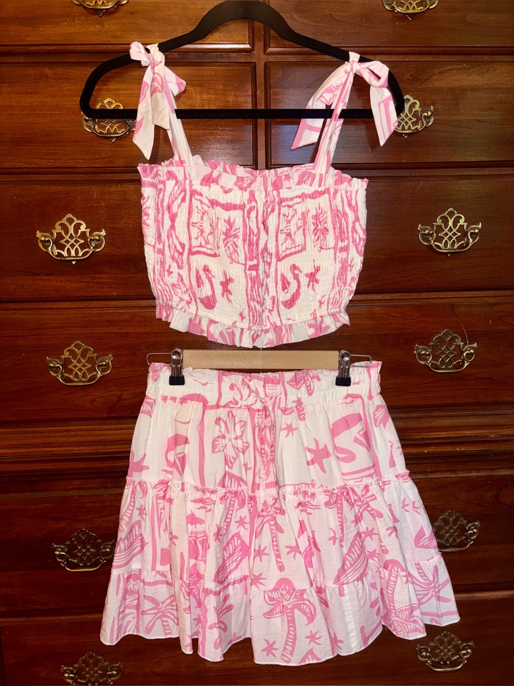 Pink Lily Pink & White Tie-Shoulder Two-Piece Skirt Set **NEVER WORN**